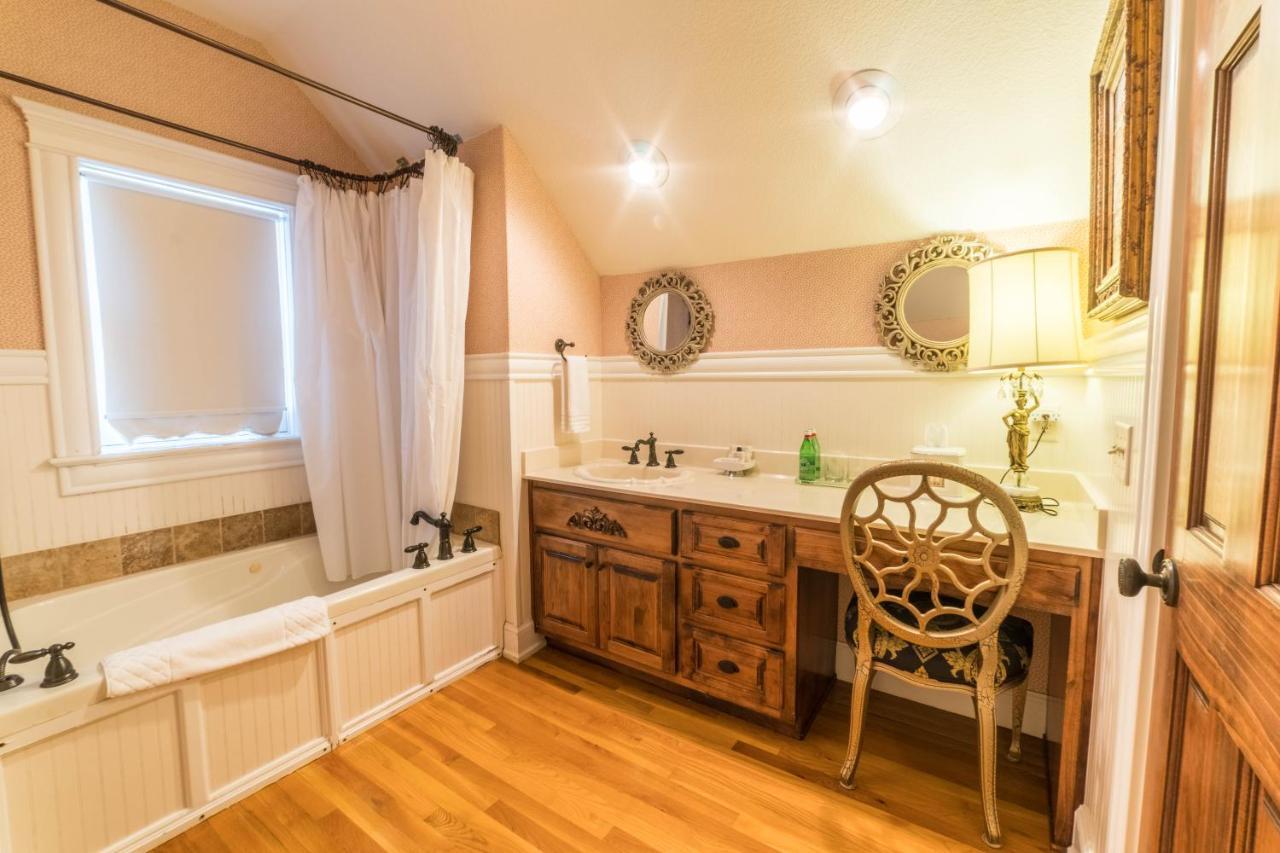The Victoria Bed & Breakfast Μπέντονβιλ Εξωτερικό φωτογραφία